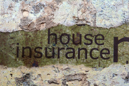 The Differences Between Level Term and Decreasing Term Life Insurance in Britain